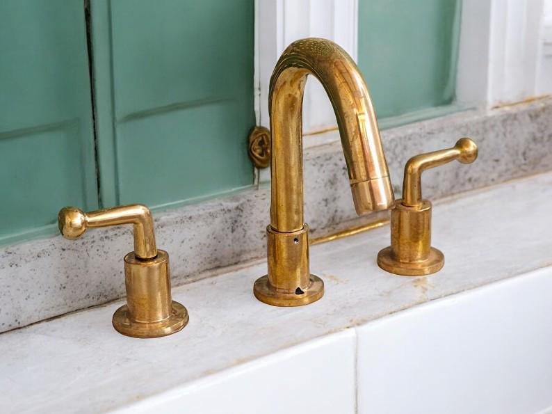 Antique Unlacquered Brass 3-Hole Bathroom Faucet - Deck Mounted - Mettlemix