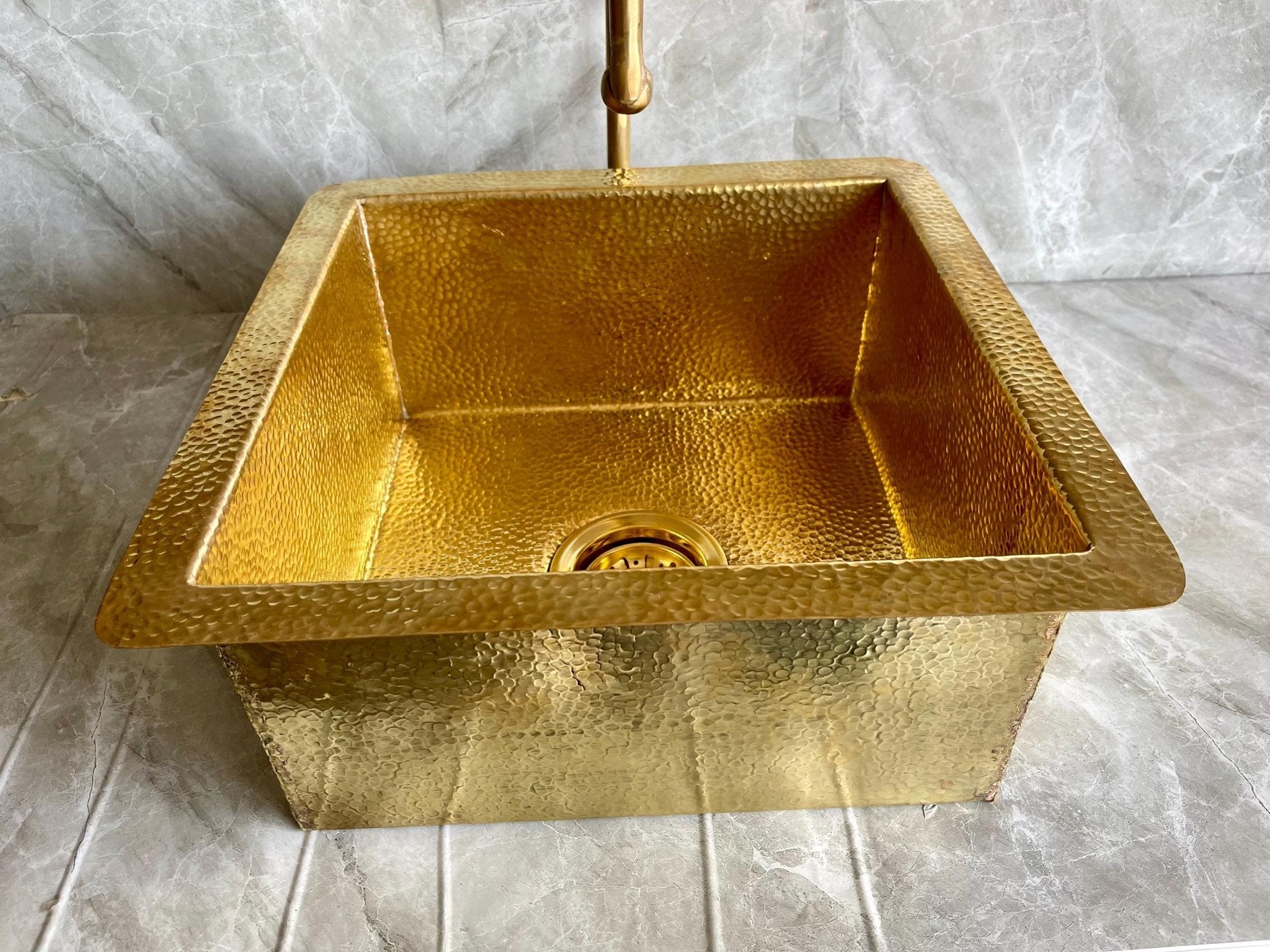 Hammered Brass Square Farmhouse Sink - Unlacquered Drop-in Basin - Mettlemix