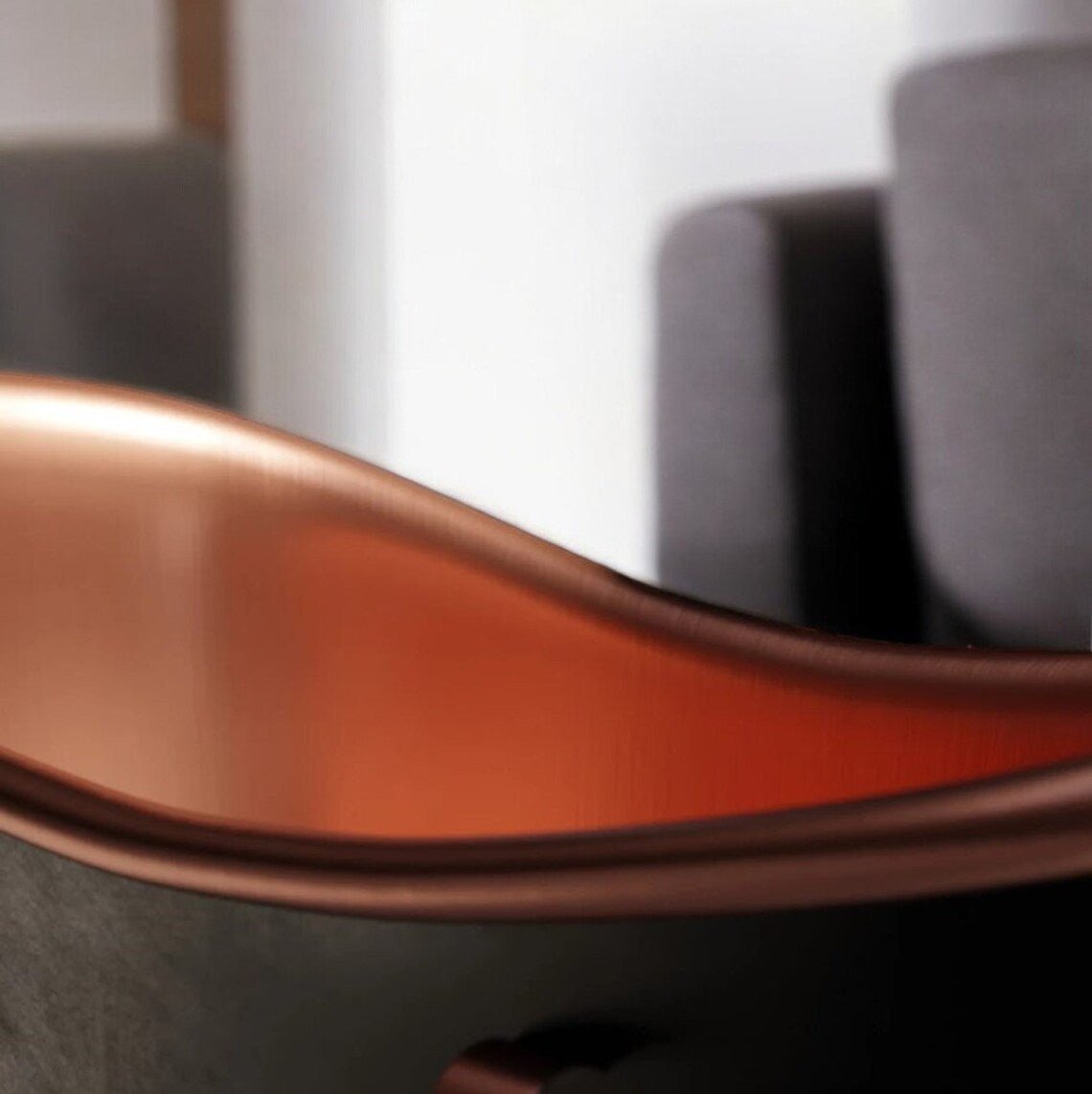 Handcrafted Black Patina Copper Bathtub - Luxury Freestanding Double Slipper Tub - Mettlemix