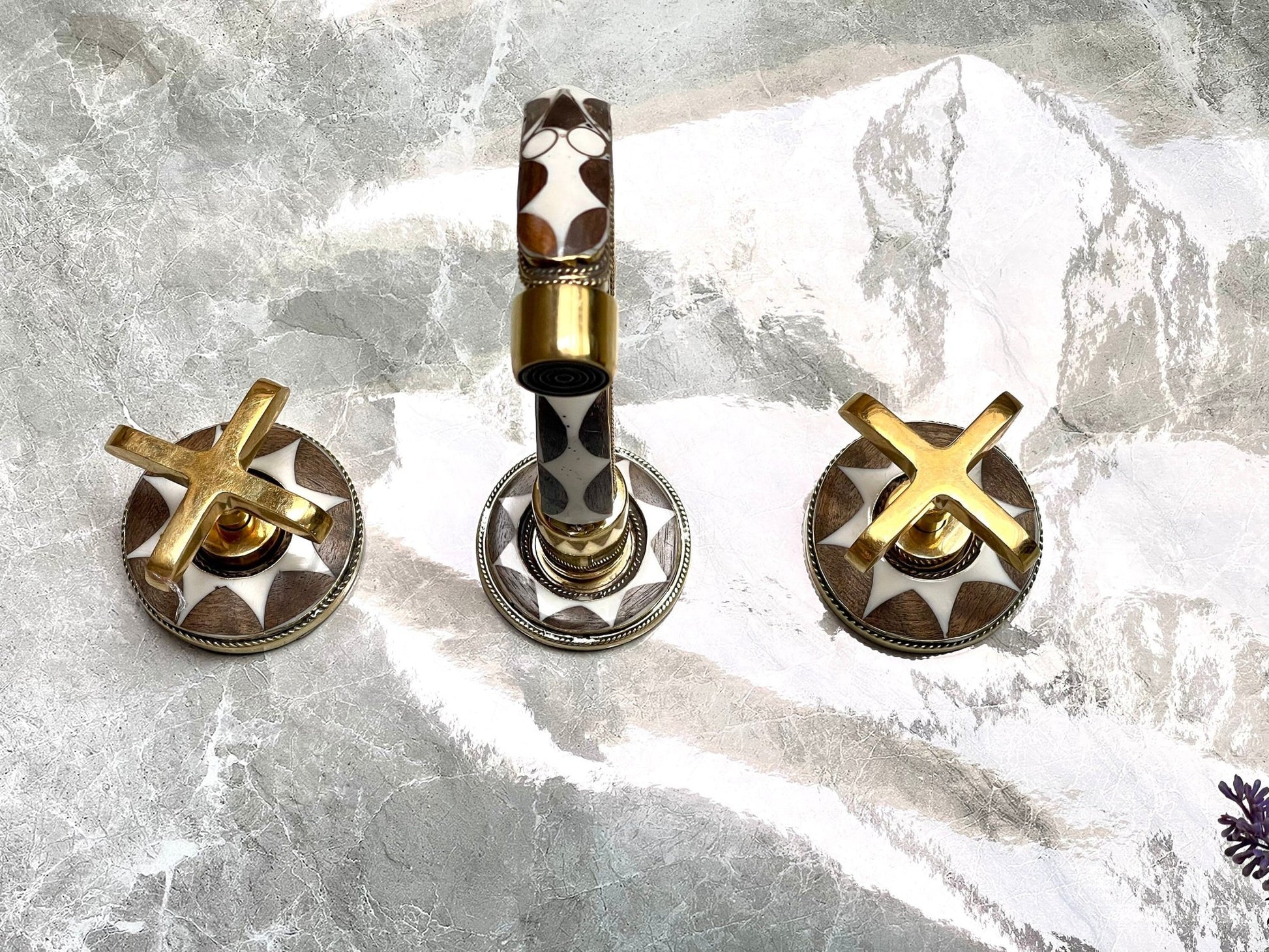 Handcrafted Resin & Brass Wall Mounted Faucet - Gooseneck Bathroom Tap - Mettlemix