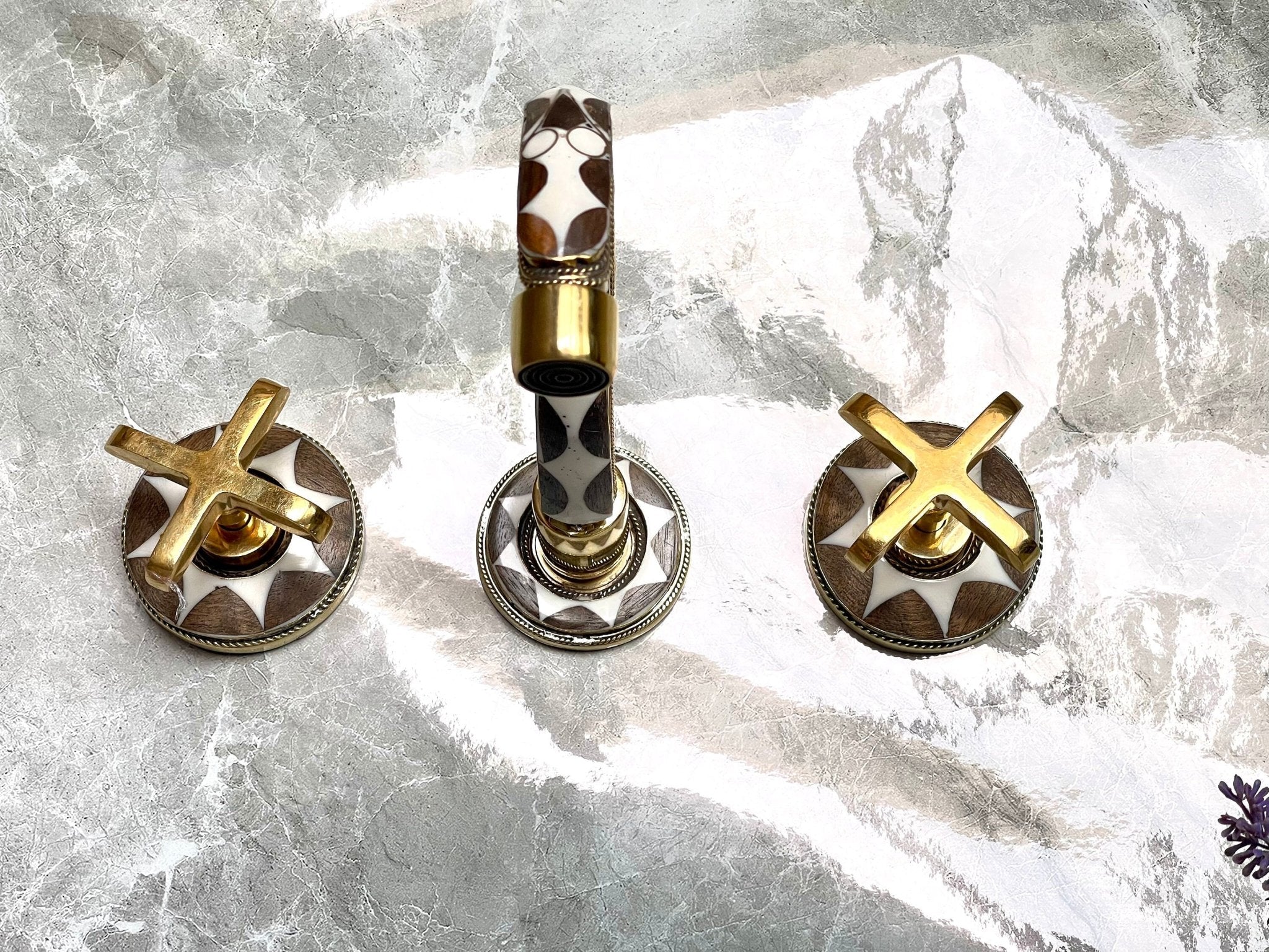 Handcrafted Resin & Brass Wall Mounted Faucet - Gooseneck Bathroom Tap - Mettlemix