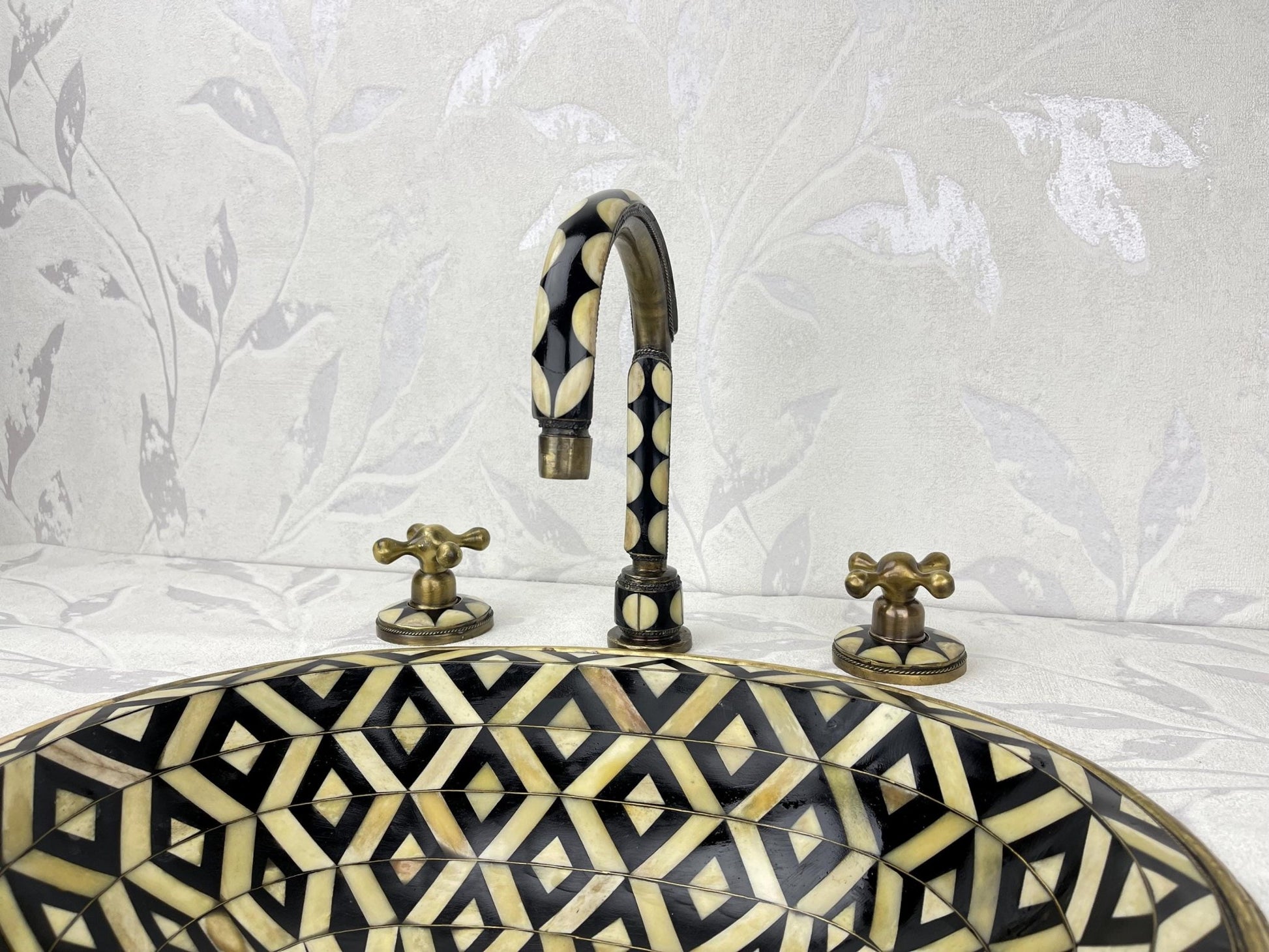 Handmade Brass Faucet & Sink Set - Resin & Bone Details Bronze Finish - Mettlemix