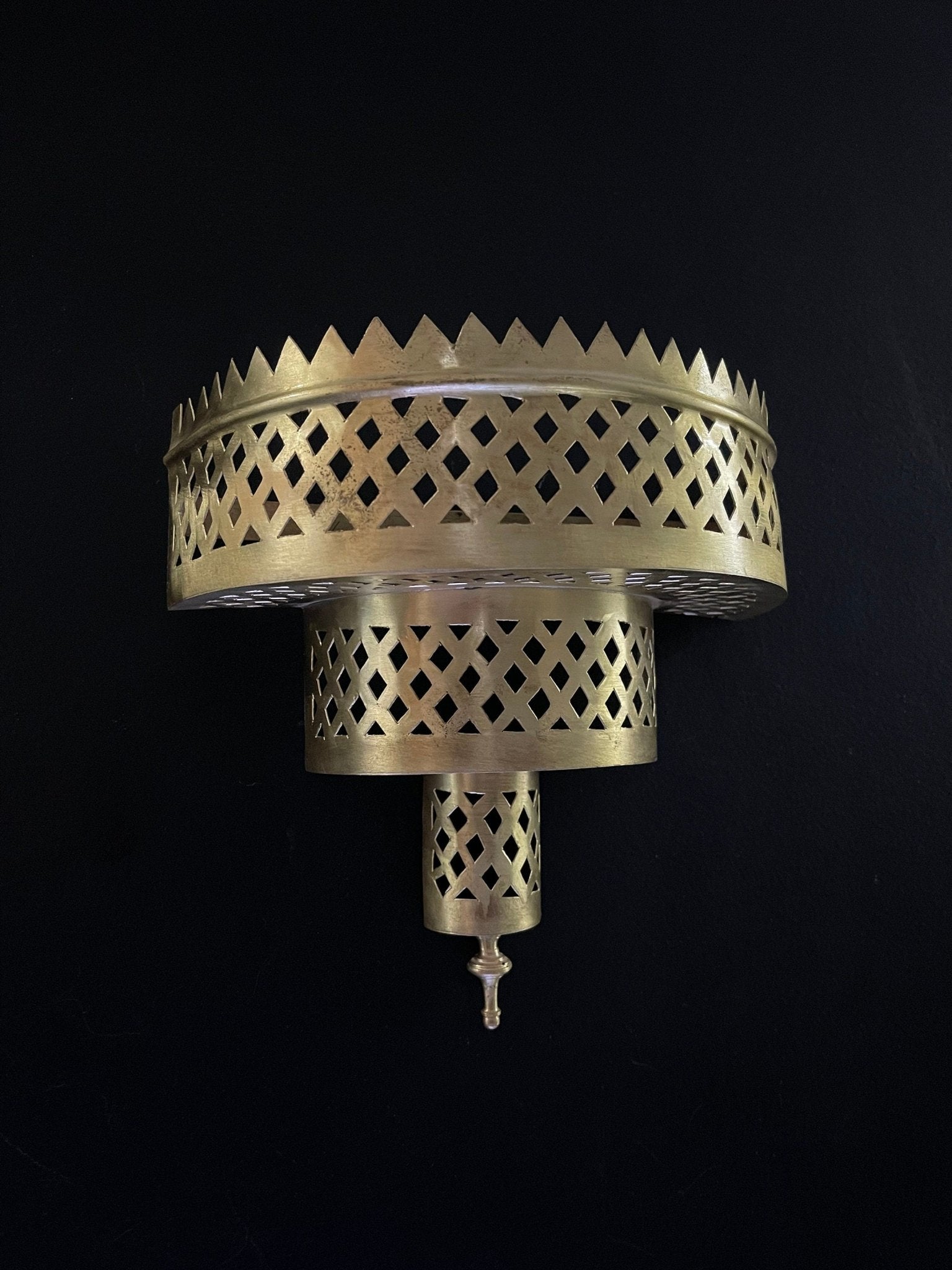 Handmade Brass Wall Sconce - Boho Gold Moroccan Decorative Light - Mettlemix