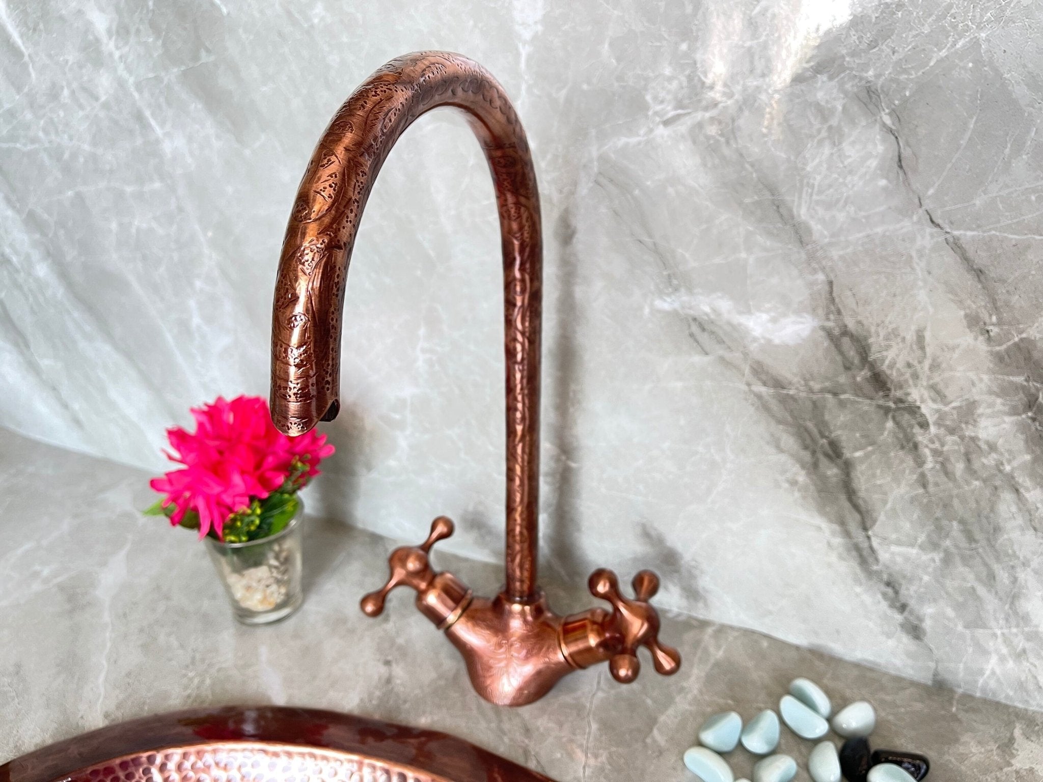 Handmade Hammered Copper Gooseneck Faucet - Single Hole Vanity Tap - Mettlemix