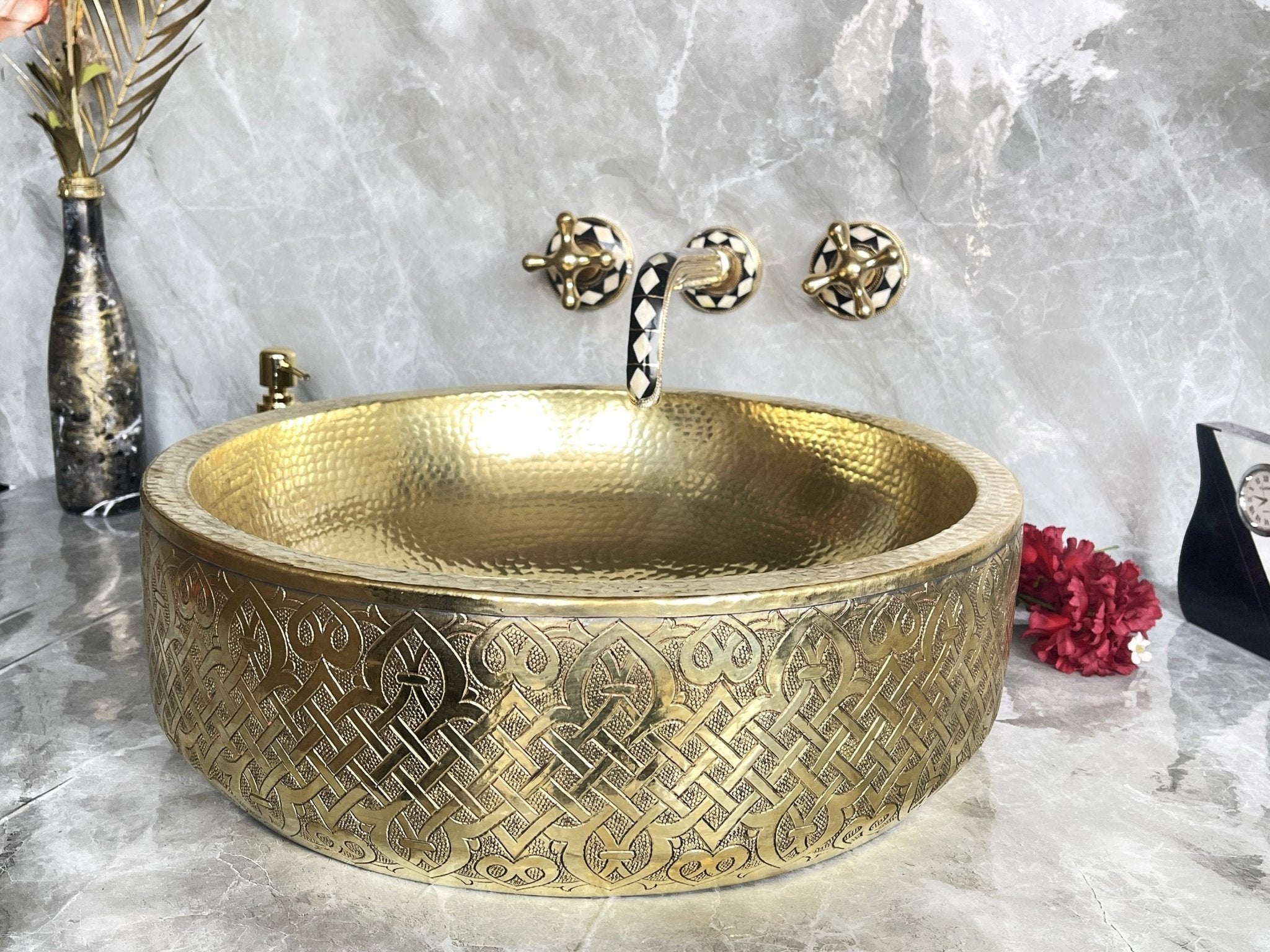 Handmade Round Brass Drop - In Sink - Fish Scale Design Bathroom Basin - Mettlemix
