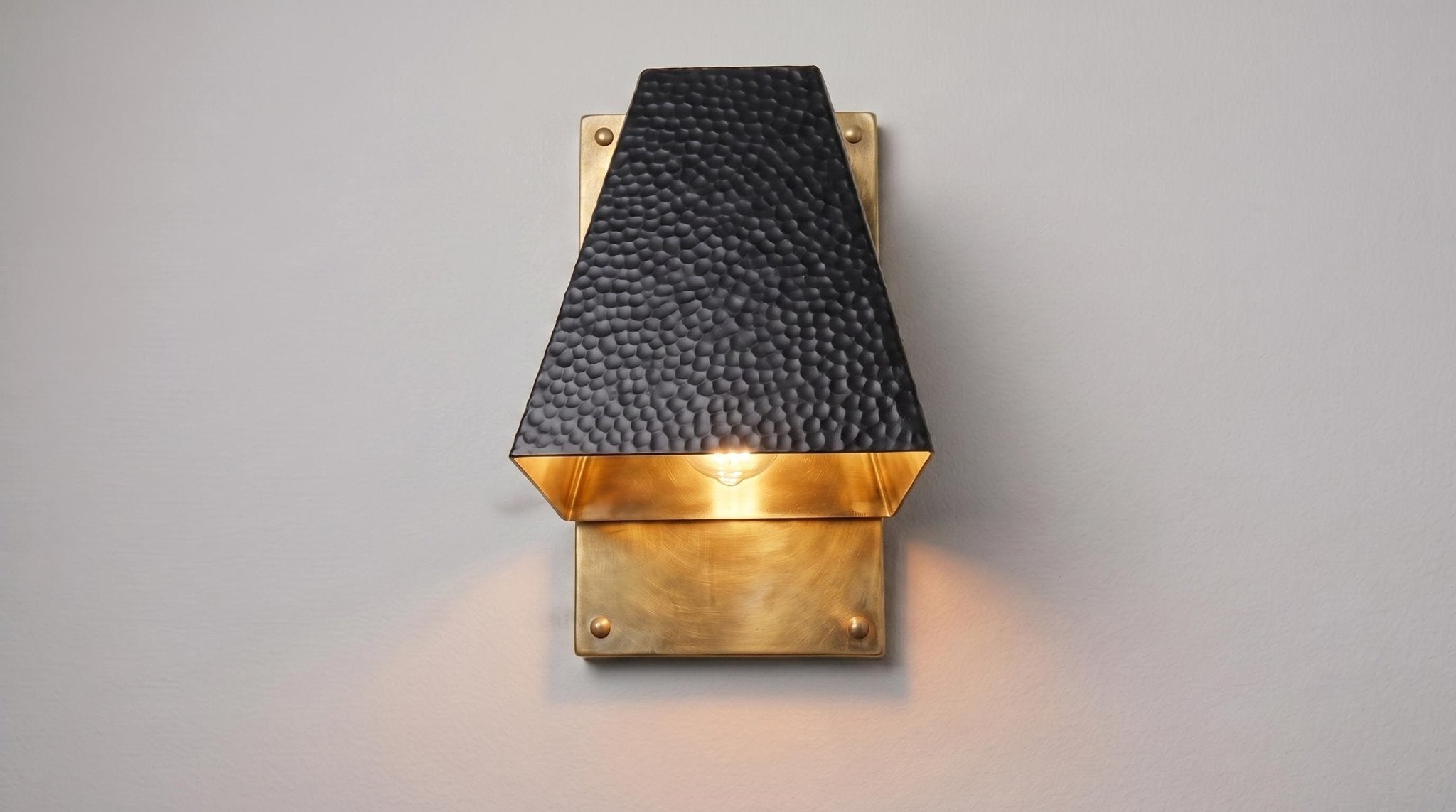 Modern Black and Gold Brass Outdoor Wall Light, Architectural Geometric Foyer Brass Lamp, Luxury Exterior Wall Lantern - Mettlemix