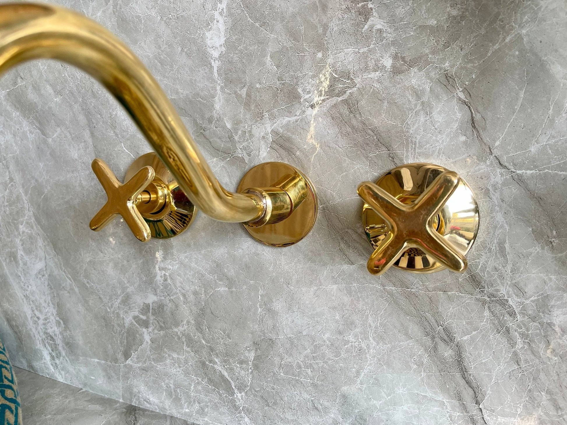 Unlacquered Brass Wall Mounted Bathroom Faucet - Elegant Vanity Tap - Mettlemix